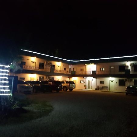 Lee'S Comfort House Chalan Kanoa Exterior photo